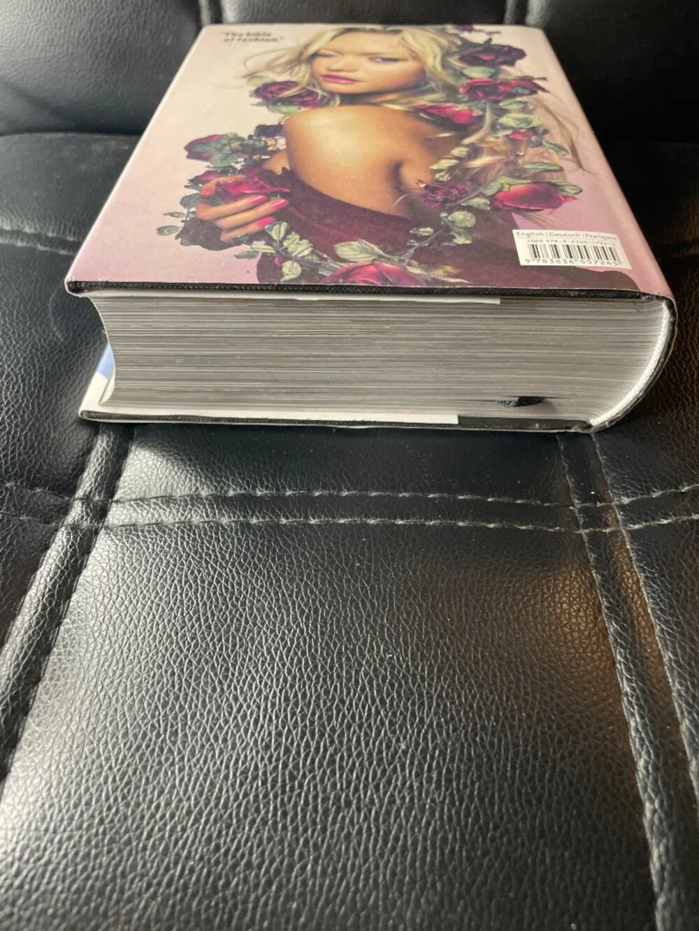 100 Contemporary Fashion Designers-Hardcover
